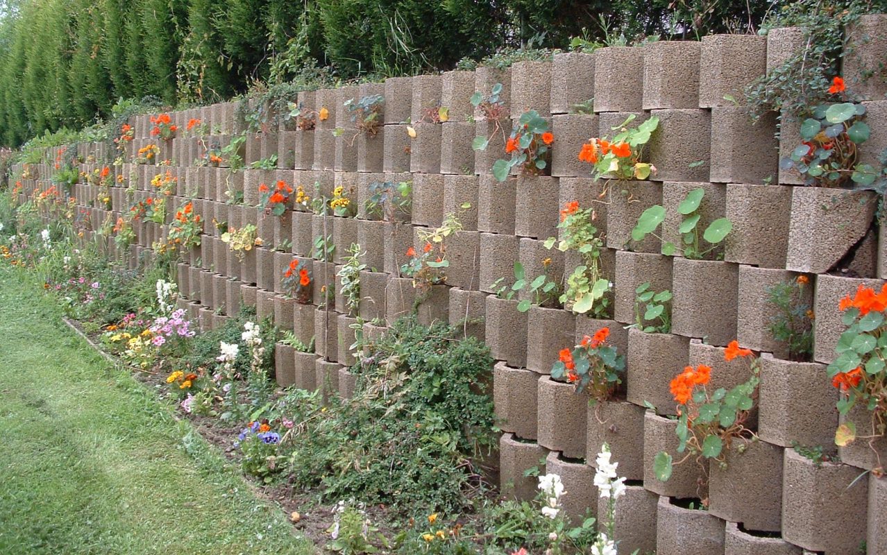 Betoconcept landscaped retaining walls